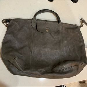Longchamp large le pliage cuir in medium grey!